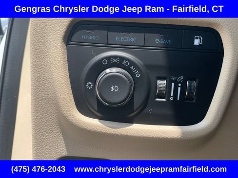 Used 2022 Jeep Grand Cherokee Limited 4xe AWD/4WD image 47