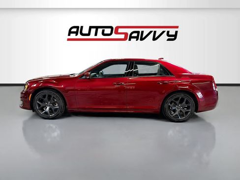 Used 2023 Chrysler 300 S w/ Comfort Group RWD image 4