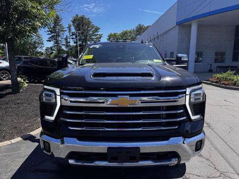 Certified 2024 Chevrolet Silverado 2500 LTZ w/ LTZ Convenience Package AWD/4WD image 2