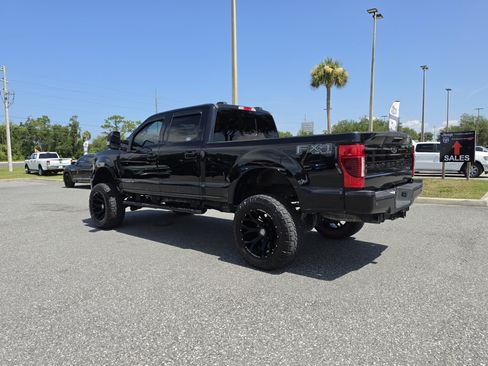 Used 2022 Ford F250 Lariat w/ Black Appearance Package AWD/4WD image 8