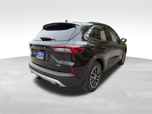 Certified 2024 Ford Escape SE w/ PHEV Premium Package image 6