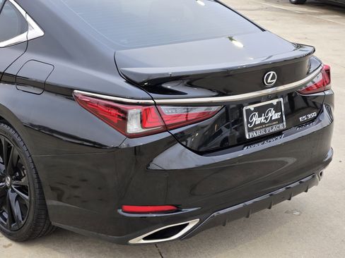 Used 2022 Lexus ES 350 F Sport image 16