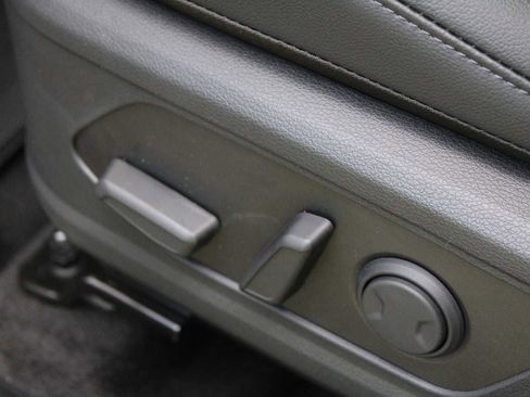 New 2025 Kia Sportage EX image 21