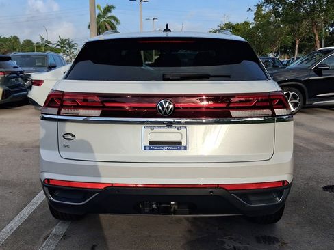 New 2026 Volkswagen Atlas Cross Sport SE FWD image 4