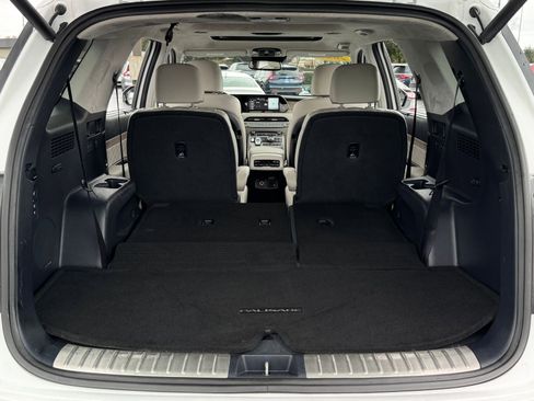 Used 2022 Hyundai Palisade Calligraphy image 29