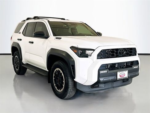 Used 2025 Toyota 4Runner TRD Off-Road image 3