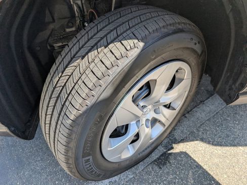 Used 2025 Toyota RAV4 LE image 21