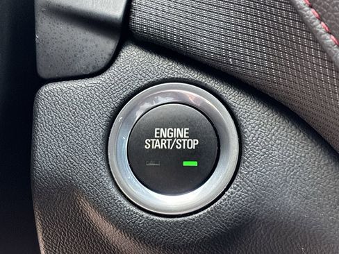 Used 2024 Chevrolet Equinox RS FWD image 30