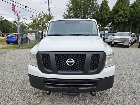 Used 2019 Nissan NV 2500 SV image 8