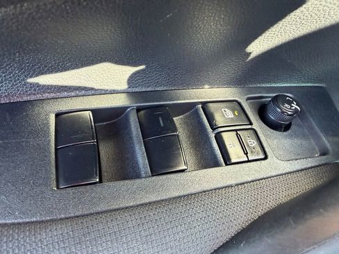 Used 2024 Toyota Corolla LE FWD image 19