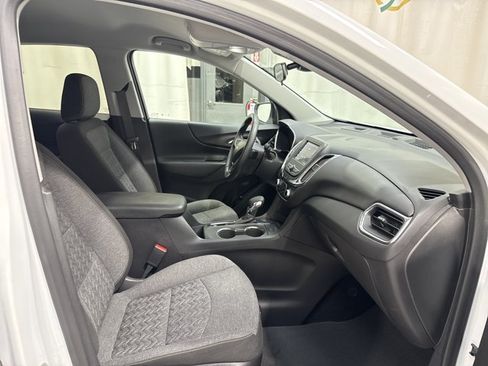 Used 2023 Chevrolet Equinox LT FWD image 30