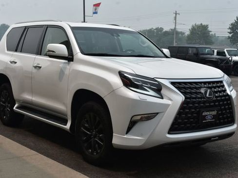 Used 2020 Lexus GX 460 Premium w/ Premium Package AWD/4WD image 11