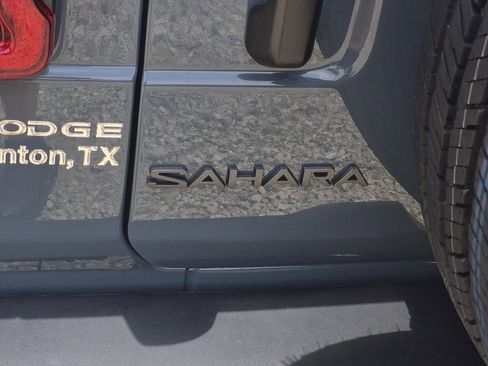 New 2026 Jeep Wrangler Unlimited Sahara AWD/4WD image 9
