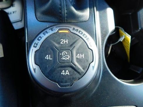 Used 2021 Ford Bronco Badlands image 49