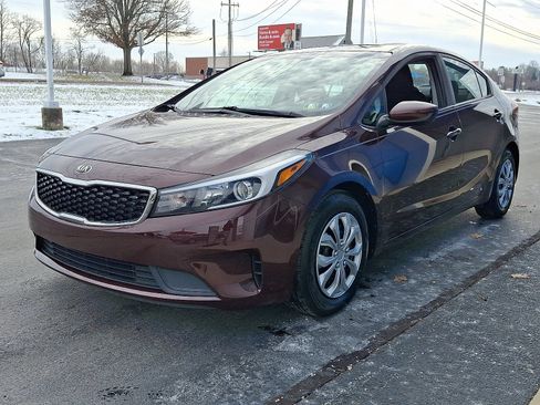 Used 2018 Kia Forte LX image 3