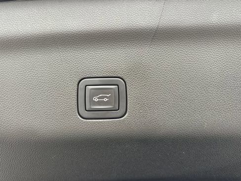 Used 2022 Chevrolet Tahoe High Country image 41