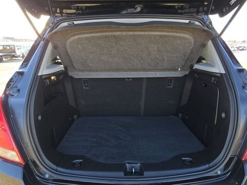 Used 2020 Chevrolet Trax Premier image 16