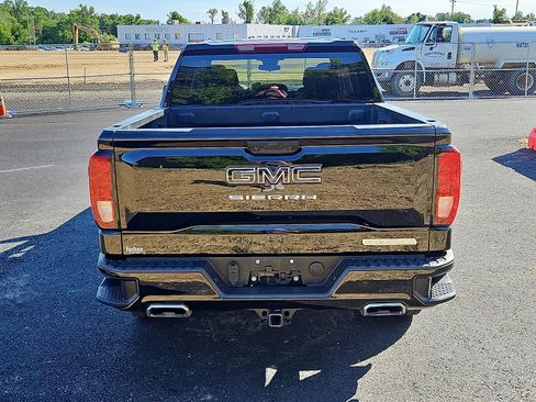Certified 2023 GMC Sierra 1500 Elevation w/ LPO, Elevation Black Package AWD/4WD image 5