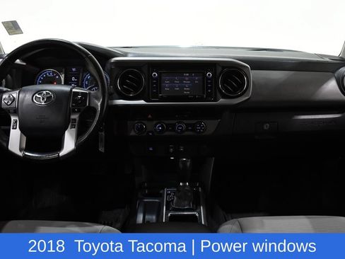 Used 2018 Toyota Tacoma SR5 AWD/4WD image 9