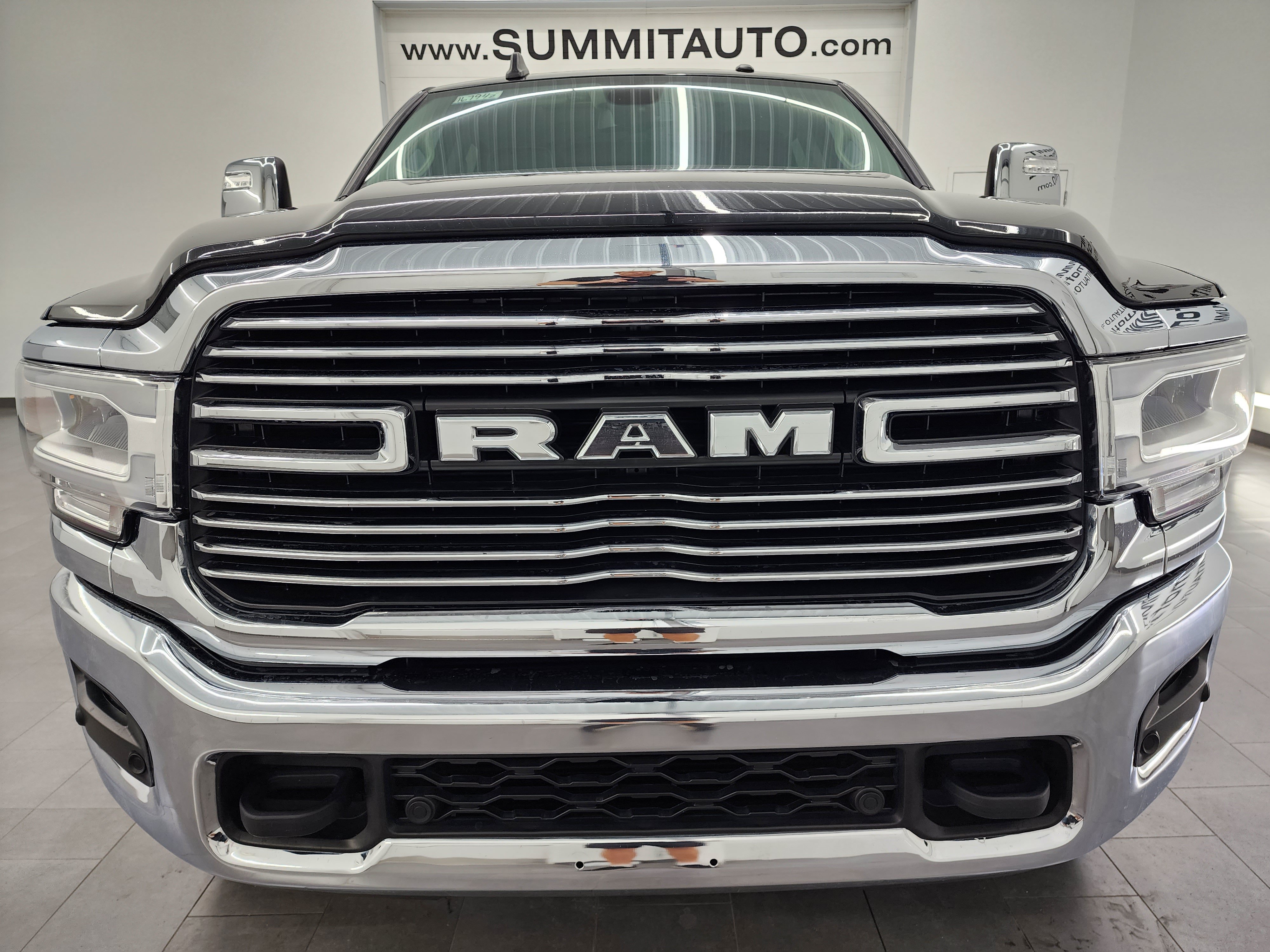 Used 2024 RAM 2500 Laramie w/ Protection Group AWD/4WD image 22
