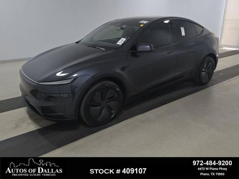 Used 2026 Tesla Model Y image 1