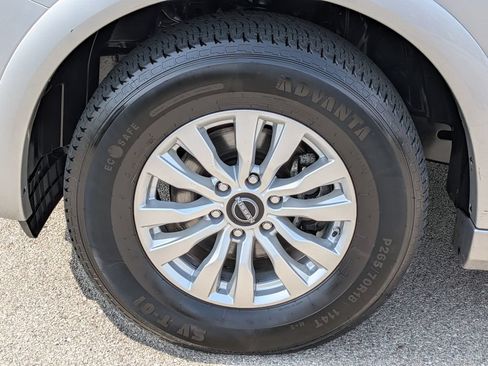 Used 2024 Nissan Armada SV AWD/4WD image 15