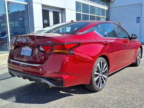 Used 2022 Nissan Altima 2.5 SR image 25