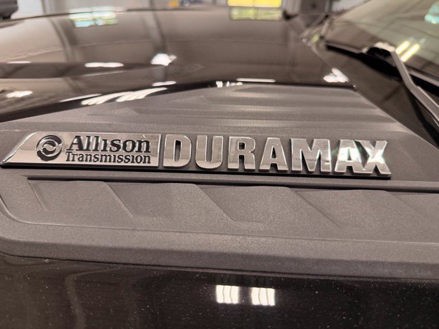 Used 2023 Chevrolet Silverado 3500 High Country AWD/4WD image 24