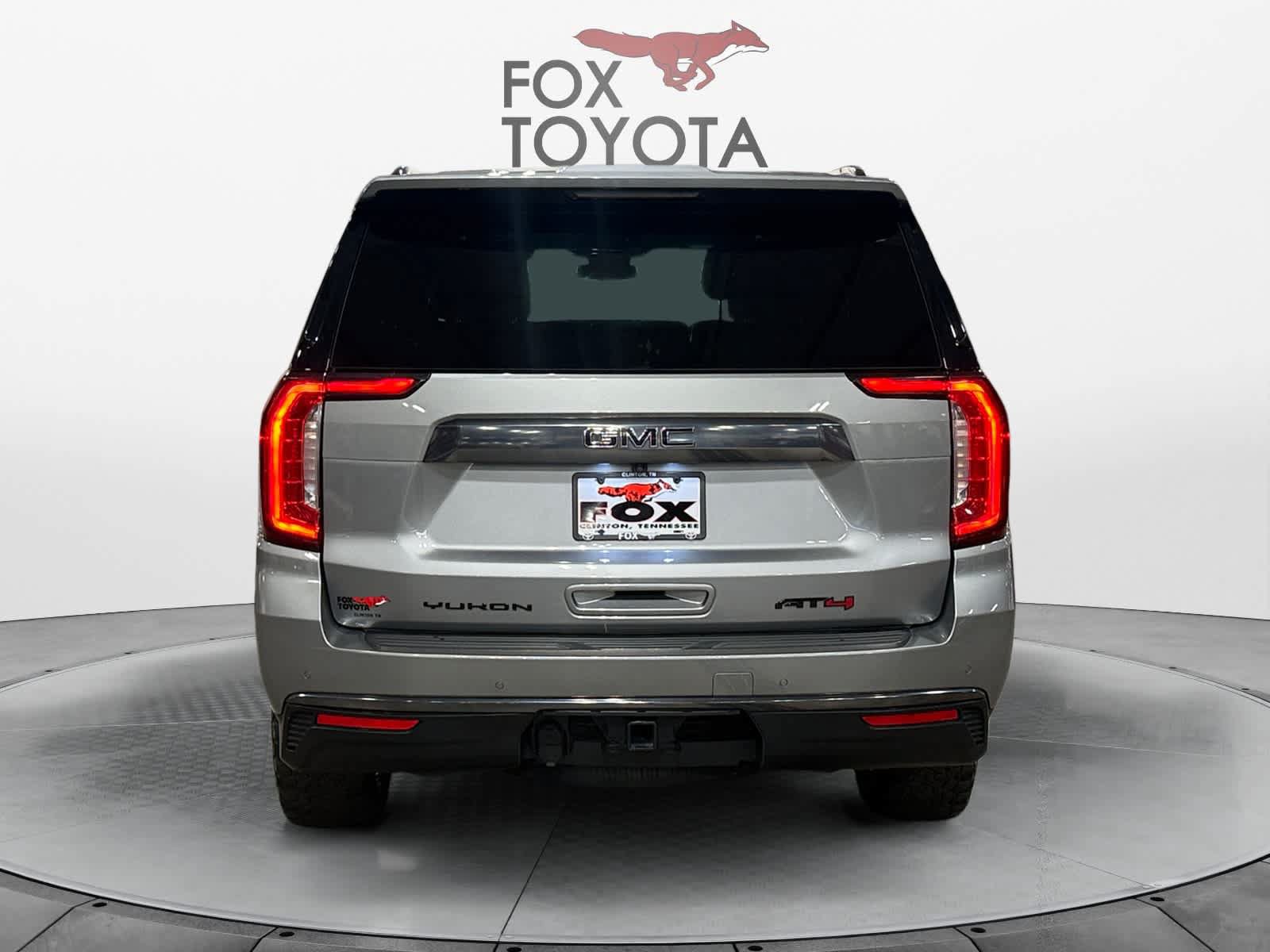 Used 2023 GMC Yukon AT4 w/ AT4 Premium Package AWD/4WD image 5