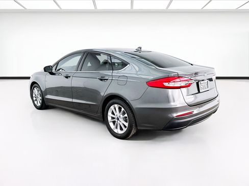 Used 2020 Ford Fusion SE FWD image 6