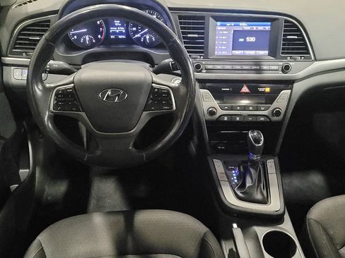 Used 2018 Hyundai Elantra Value Edition w/ Cargo Package FWD image 22