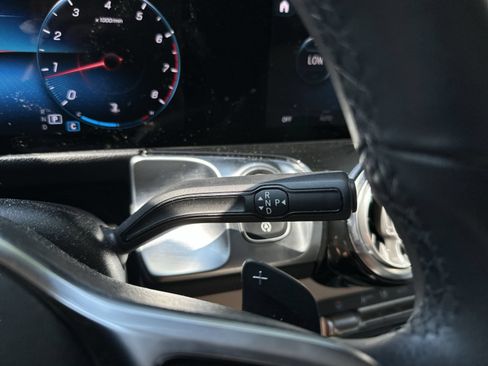Used 2022 Mercedes-Benz GLB 250 image 18