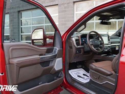 Used 2026 Ford F350 King Ranch w/ Chrome Package image 21