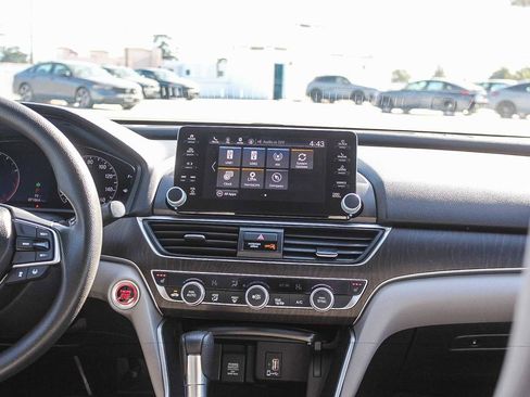 Certified 2018 Honda Accord EX image 14