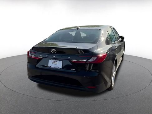 Used 2025 Toyota Camry LE image 15