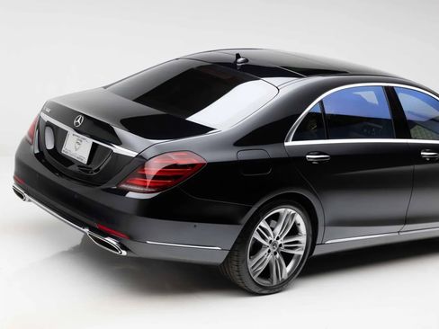 Used 2019 Mercedes-Benz S 560 Sedan image 27