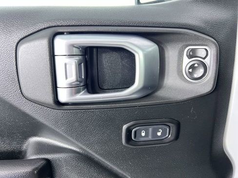 Used 2020 Jeep Wrangler Unlimited Sport S image 24