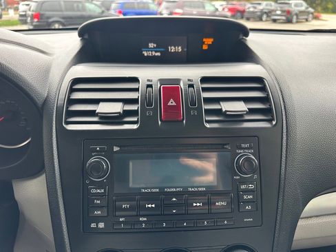 Used 2015 Subaru Forester 2.5i w/ Alloy Wheel Package image 24