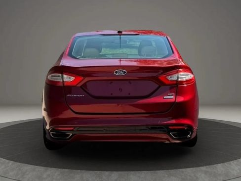 Used 2014 Ford Fusion SE w/ Equipment Group 202A FWD image 5
