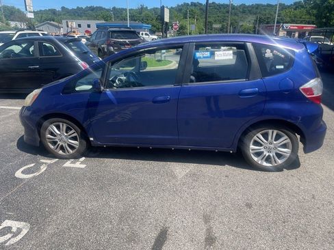 Used 2009 Honda Fit Sport image 1