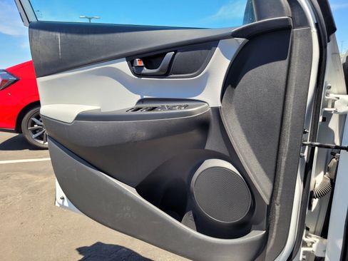 Used 2022 Hyundai Kona SEL w/ Cargo Package FWD image 26