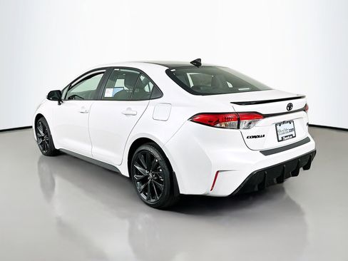 New 2026 Toyota Corolla SE FWD image 5