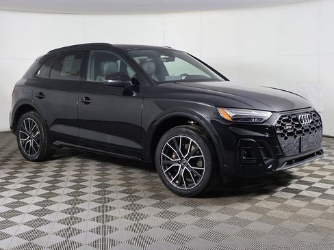Used 2023 Audi SQ5 Premium Plus w/ Premium Plus Package image 52