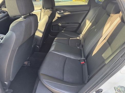 Used 2019 Honda Civic Sport image 11