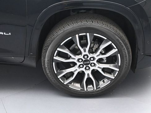 Used 2026 GMC Acadia Denali Ultimate w/ LPO, Floor Liner Package FWD image 14