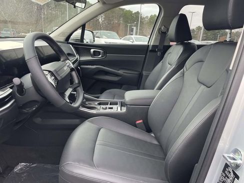 New 2026 Kia Sorento S image 4