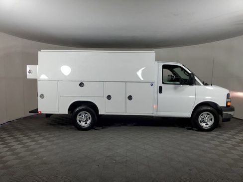 New 2025 Chevrolet Express 3500 w/ Power Convenience Package RWD image 2