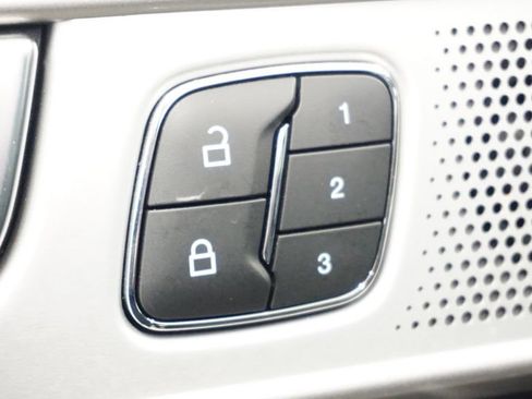 Used 2022 Ford Explorer ST w/ Equipment Group 401A image 38