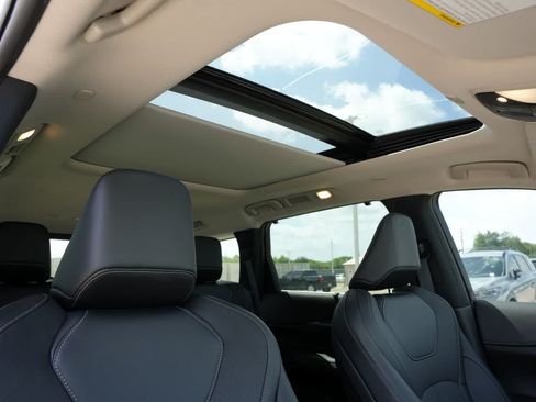 Used 2026 INFINITI QX60 Luxe w/ Cargo Package FWD image 25