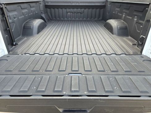 Used 2024 GMC Sierra 2500 AT4 w/ AT4 Premium Plus Package image 33